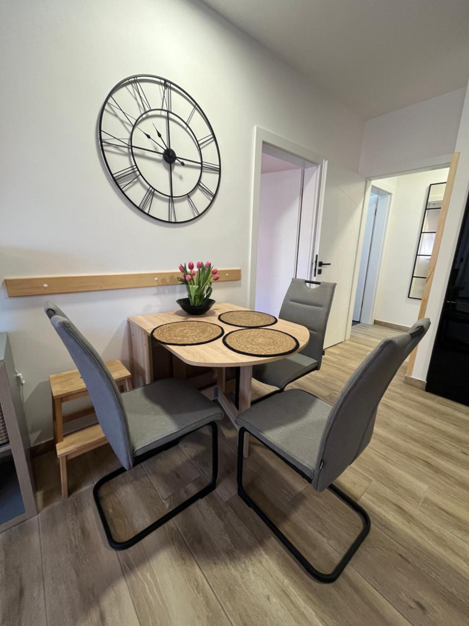 Apartman Sandra Nova Gradiska Exterior photo
